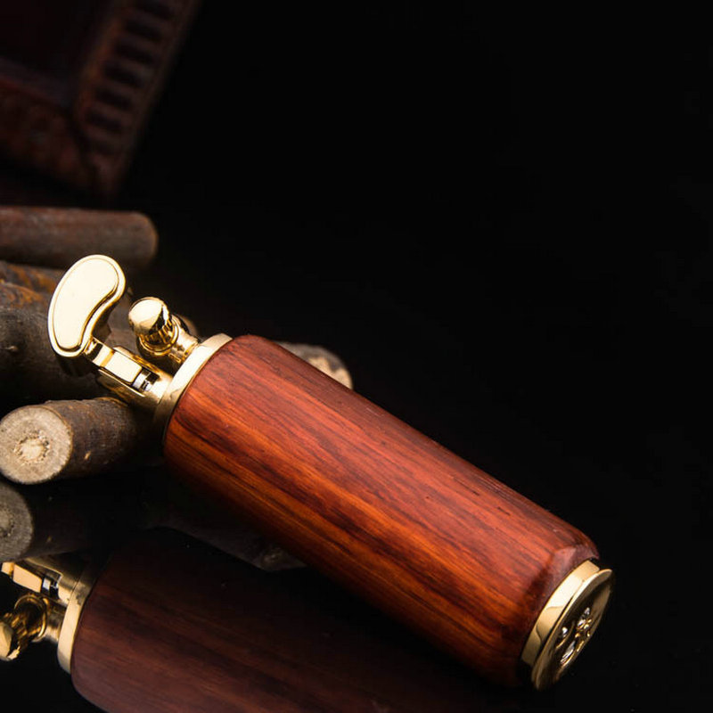 ไฟแช็คไม้และทองเหลืองสไตล์วินเ - Vintage Collectible Lighters บทวิจารณ์และราคา