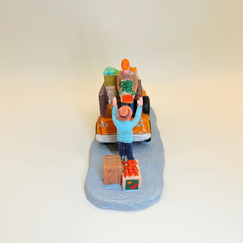 รถบรรทุกส่งสินค้าในธีมเก็บเกี่ - Vintage Collectible Trucks บทวิจารณ์และราคา